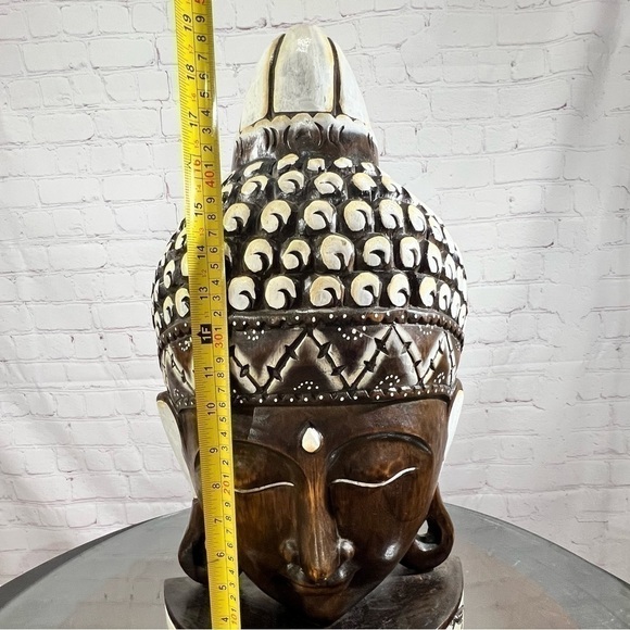 BUDDHA HEAD hard wood decor! Light weight but very hardy and durable. Large - Picture 10 of 13